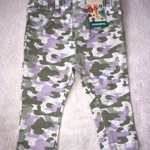 GARANIMALS /Baby girl jeans/ 6 - 9 months old- New with tag.